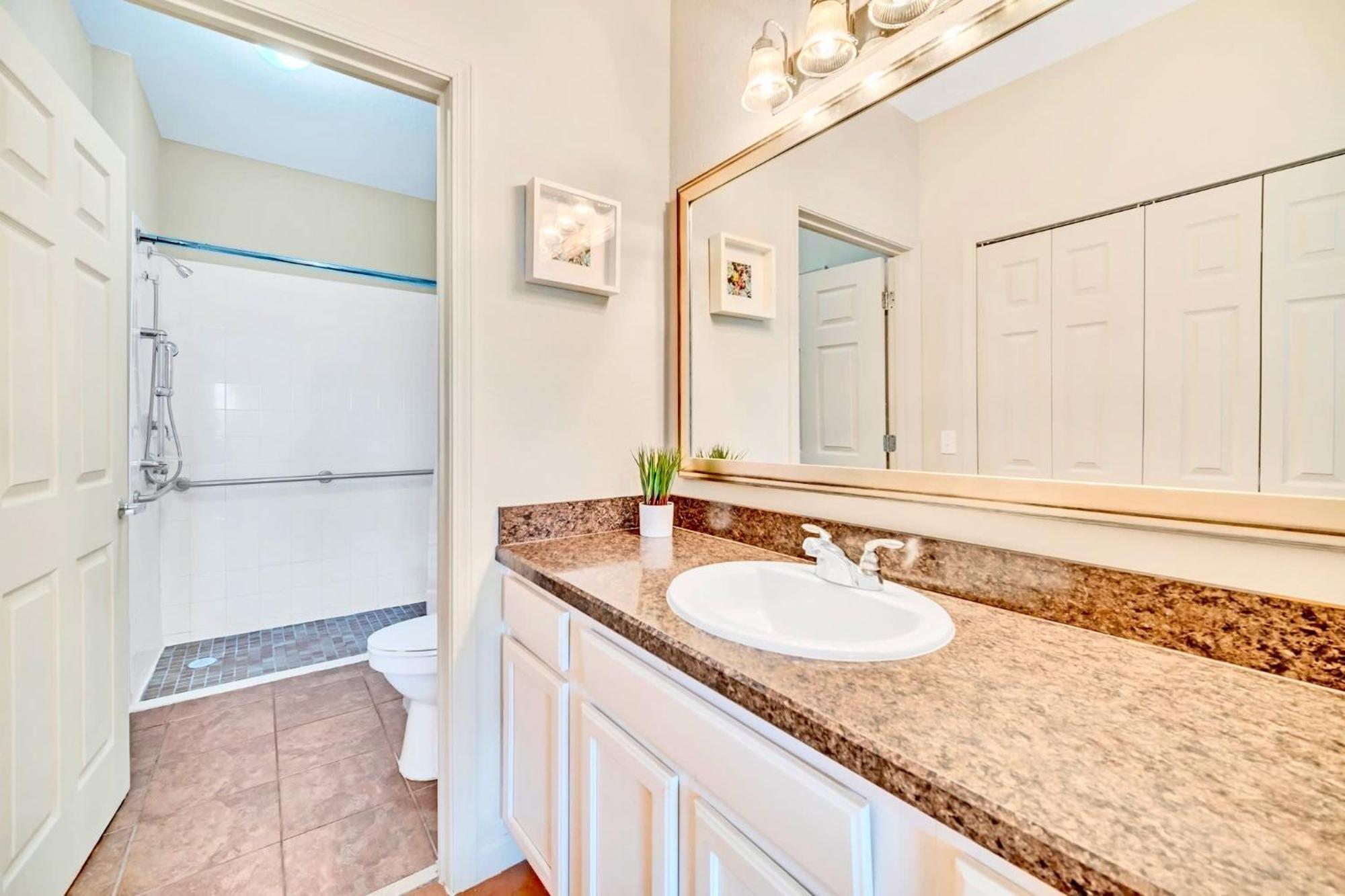 Bright 2Br Condo With Pool And Hot Tub - Near Disney! Orlando Kültér fotó
