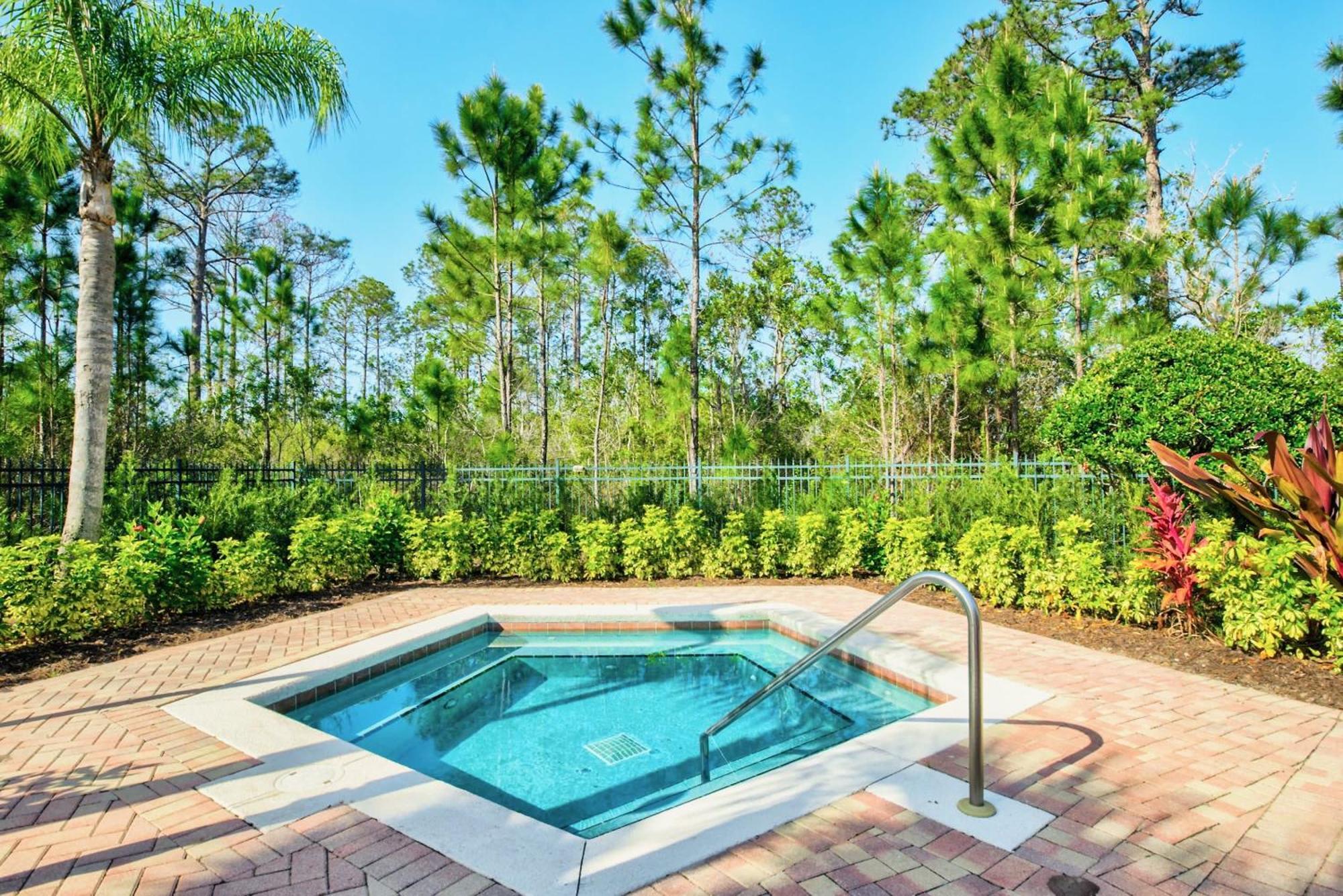 Bright 2Br Condo With Pool And Hot Tub - Near Disney! Orlando Kültér fotó